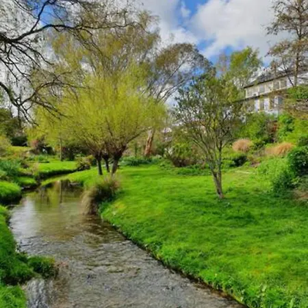 Wandering Trout - Gourmet Stays Mole Creek Exterior photo