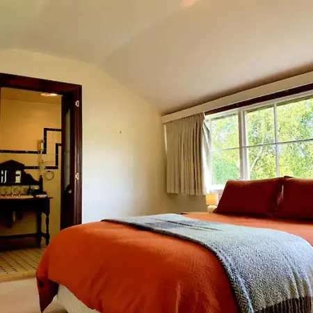 Wandering Trout - Gourmet Stays Mole Creek Exterior photo